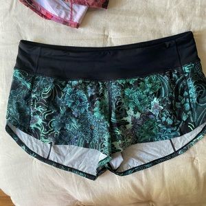 Lululemon speed up size 8